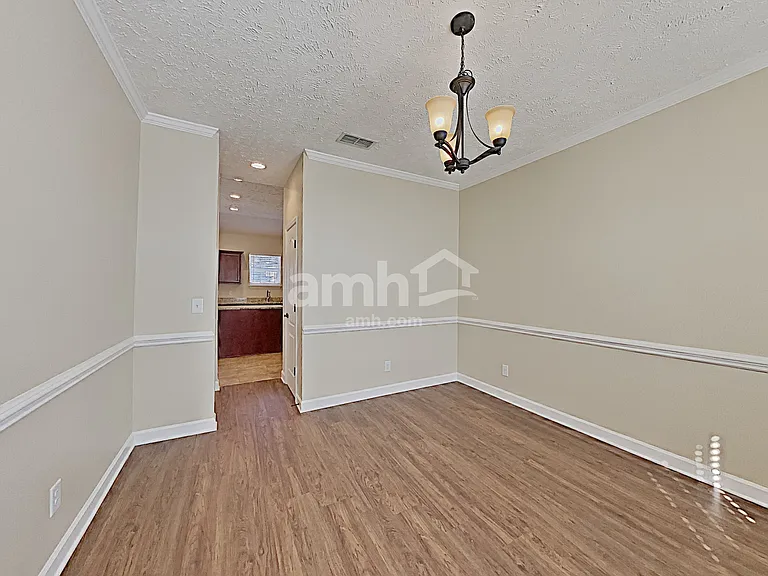 808 Ottoe Ct — Photo 4