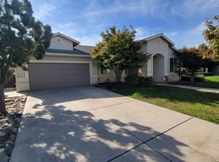 5449 W Terrace Ave, Fresno, CA 93722