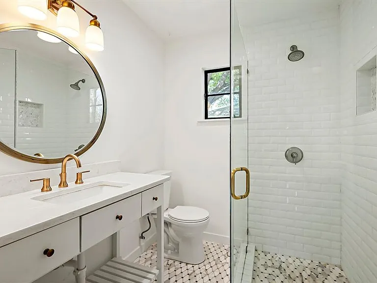 1207 Ridgemont Dr — Photo 11