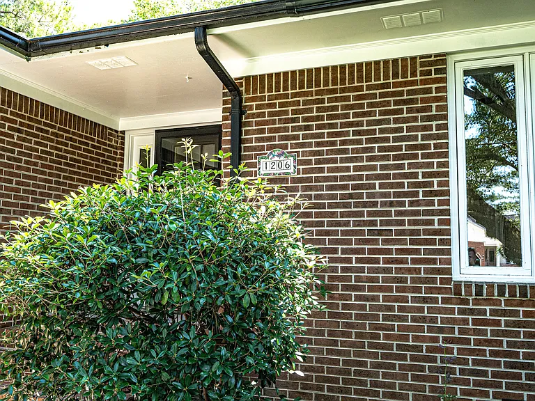 1206 Crows Nest Ct — Photo 4