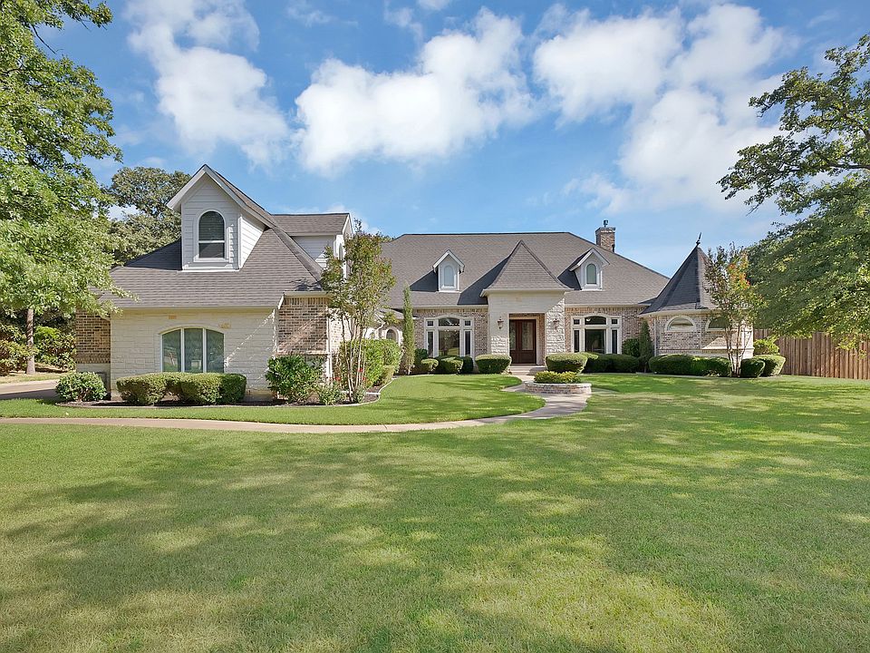 1st image of 6204 Toscana Cir