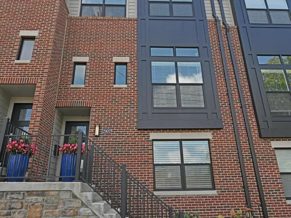 2907 Romana Pl, Cincinnati, OH 45209