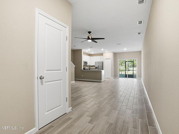 5th image of 2595 SANDY DUNE Drive