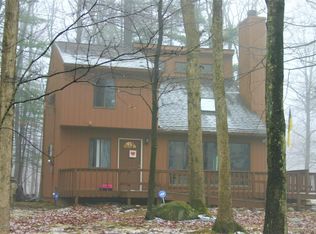 1279 Park Dr, East Stroudsburg, PA