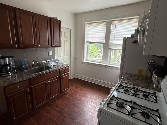 4th image of 4407 N Kenneth Ave #4413-2B