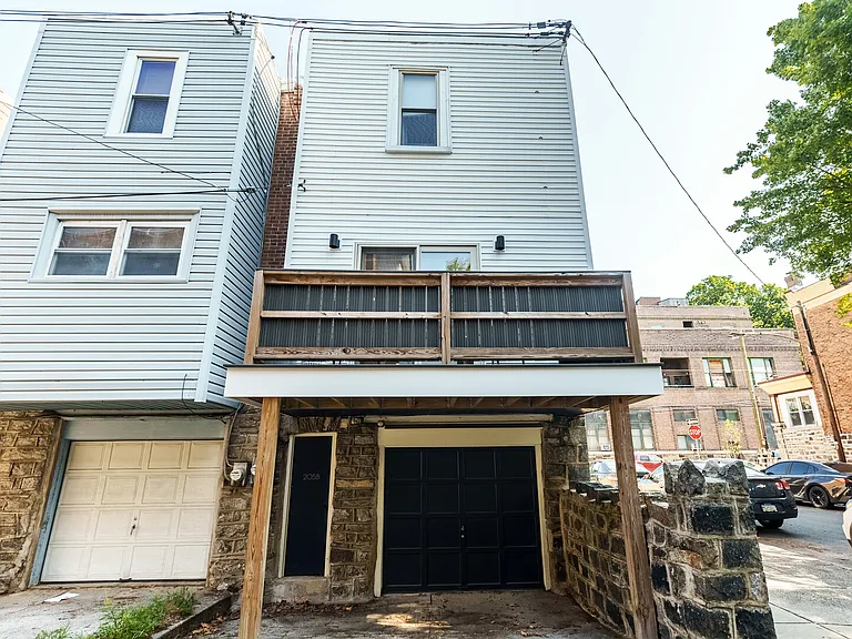 Poplar St — Photo 23