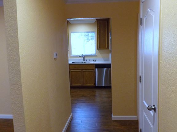 3rd image of 4128 Cabinet Cir