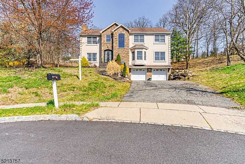 5 Michele Ct Wayne NJ 07470 Zillow