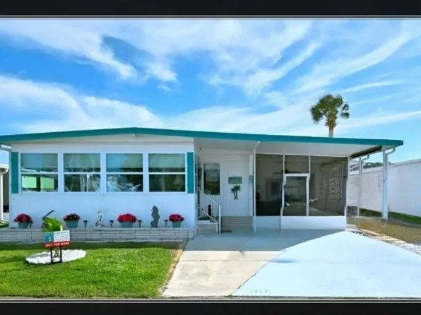 317 8th St, Nokomis, FL 34275