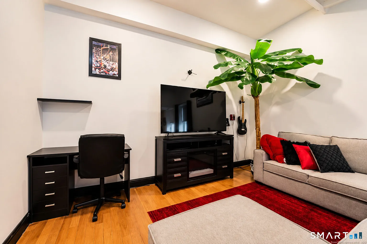 1 bed, 1.0 bath, 642 sqft, $1,800 — Photo 3