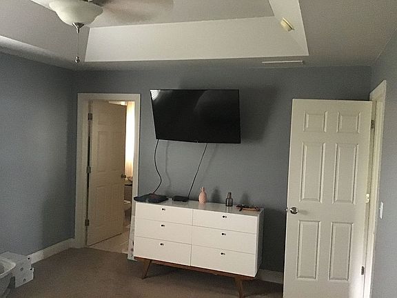 4th image of 2554 Lois Dr