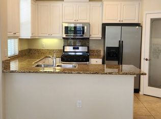 5394 Gillespie St, Ventura, CA 93003