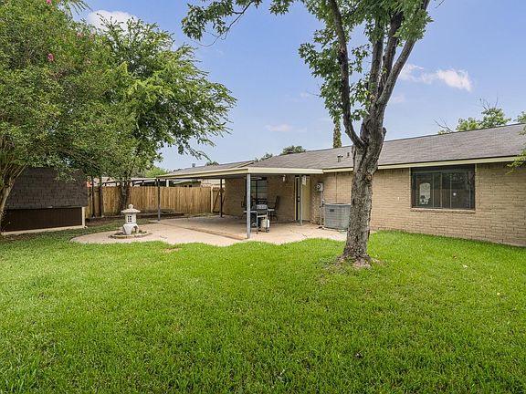 5th image of 17615 Wild Willow Ln
