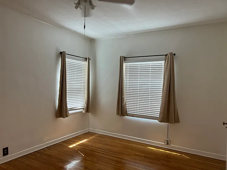 11217 Washington Pl #6 — Photo 3