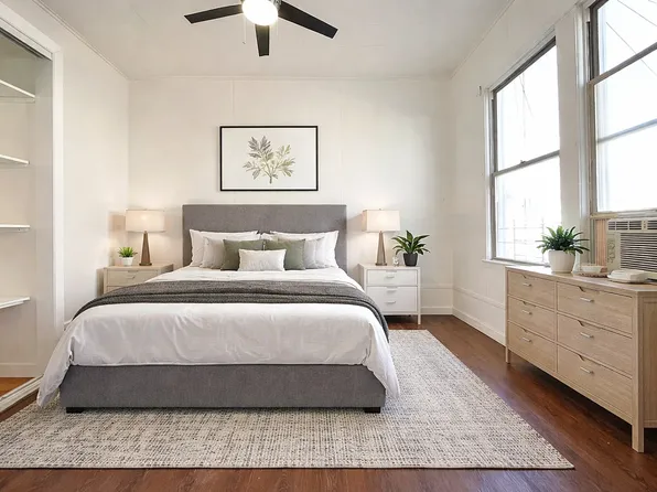 934 40th Street image 1 of 8