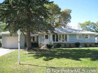 5913 Admiral Ln N, Minneapolis, MN 55429