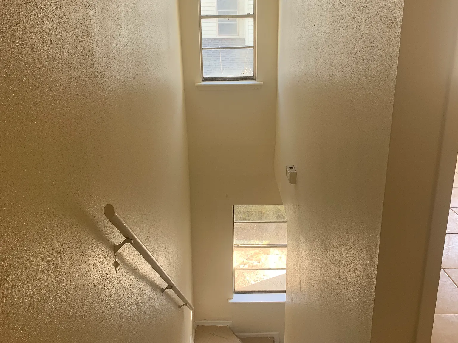 2 bed, 1.5 bath, 1150 sqft, $1,195 — Photo 1