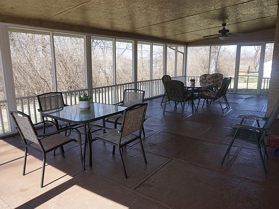 HUGE screened-in porch