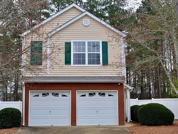 2nd image of 312 Paxton Ct