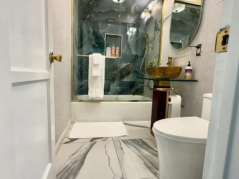 136 S Kenton Ave S — Photo 13