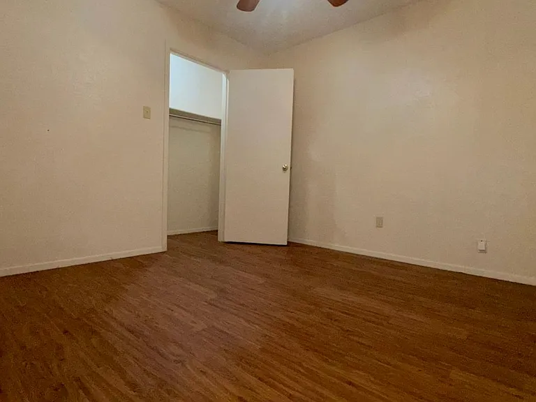 243 Lawrence Rd #11 — Photo 8