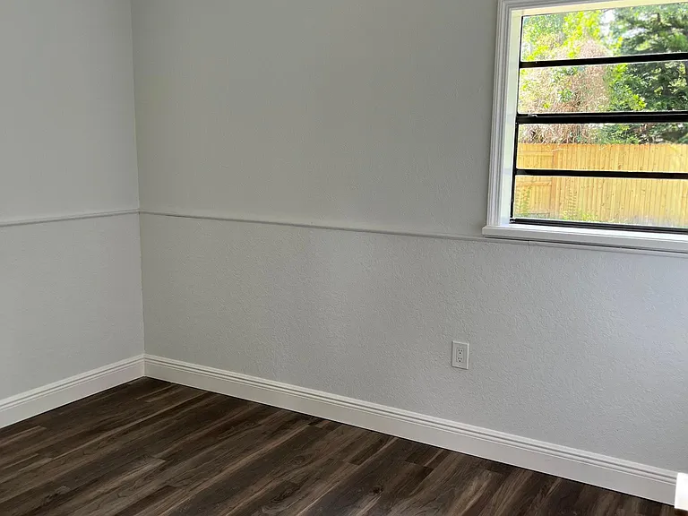 971 Harmon Ave — Photo 12