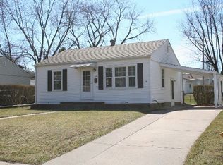 2215 Cody St, Bettendorf, IA