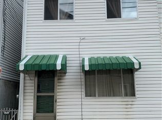 2003 Larkins Way, Pittsburgh, PA 15203