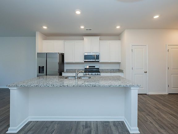 5th image of 309 Highline Trl