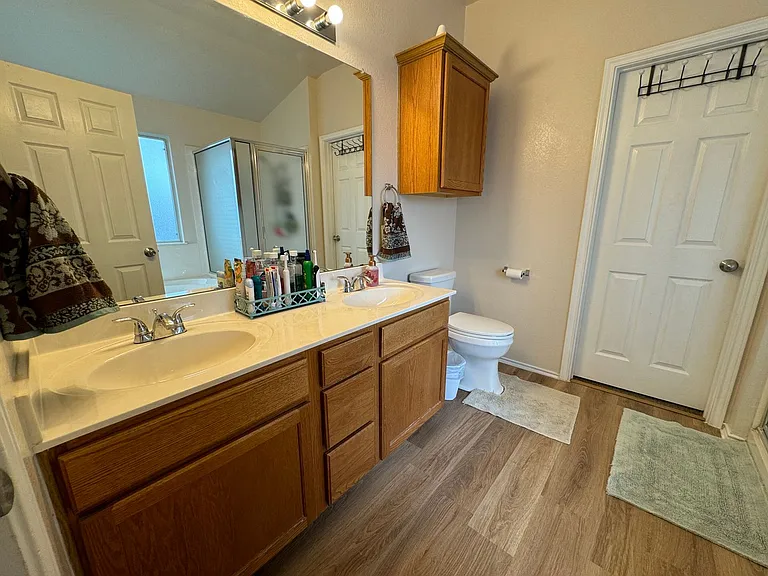 5203 Causeway Ct — Photo 18