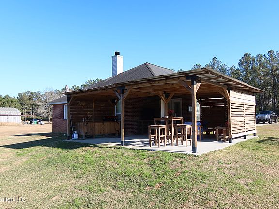 5th image of 16675 John Smith Rd