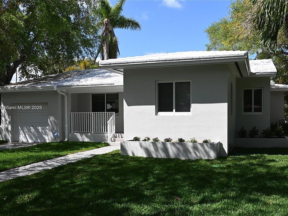 1st image of 815 Majorca Ave
