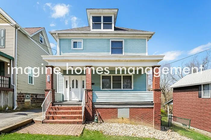 3 bed, 1.0 bath, 1274 sqft, $1,775 — Photo 1