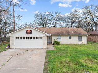 4603 Laura Ln, Bryan, TX 77803