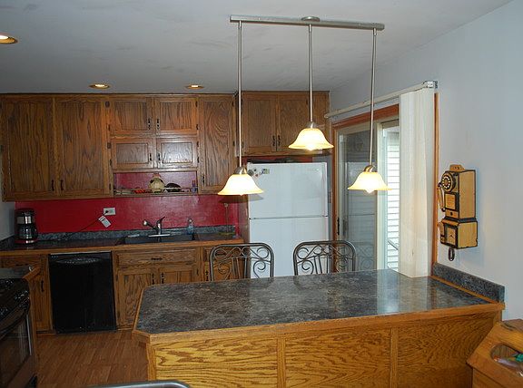 3rd image of 7462 W Hickory Creek Dr