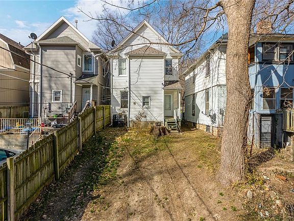 3rd image of 423 Kensington Ave