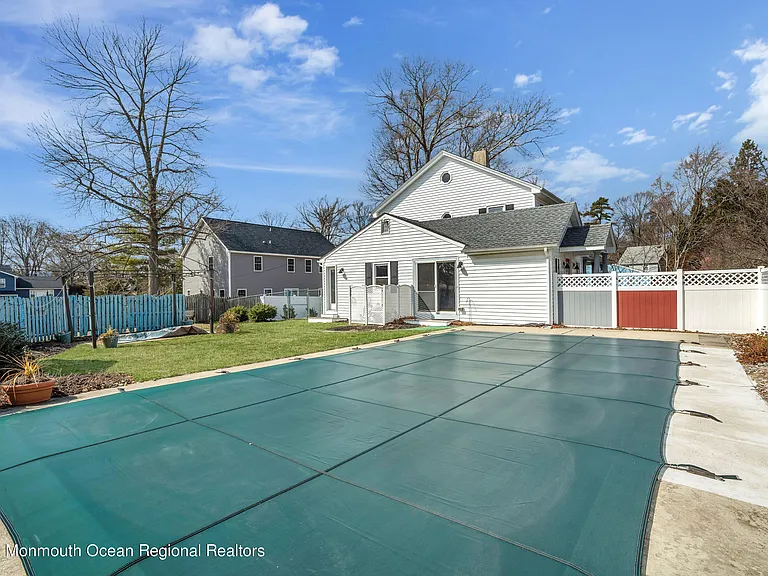 140 Idlewood Ave — Photo 28