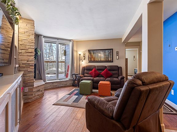 5th image of 2100 Lodge Pole Cir #G3