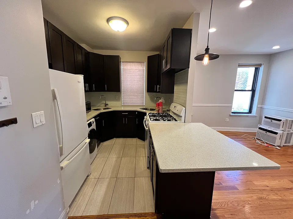 1437 Carroll St #2C