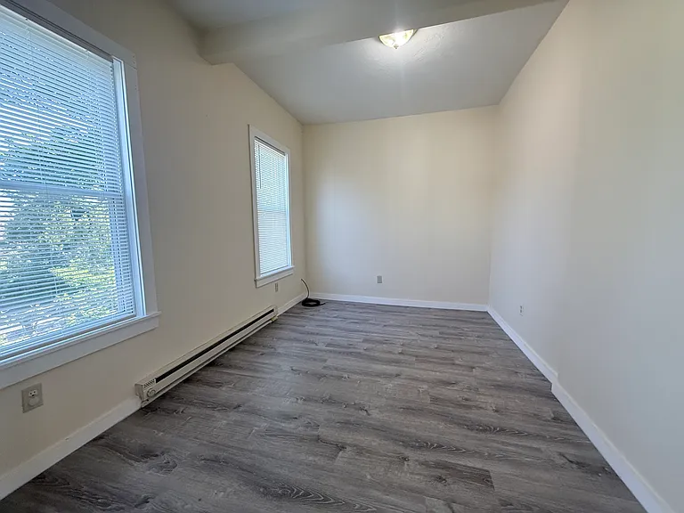 7 Cottage St #2 — Photo 6