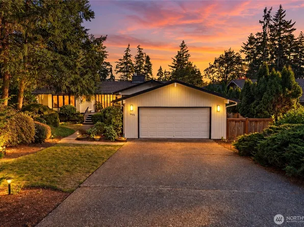 18001 NE 10th Street, Bellevue, WA 98008