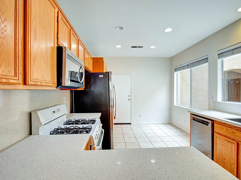 10910 Ivy Hill Dr #4 — Photo 17