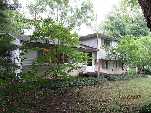 2nd image of 1340 Orchard Park Dr N