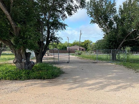 5th image of 2617 E Fm 2812 St