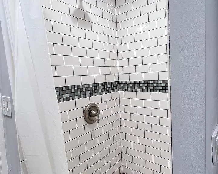 1915 S Loomis St #3 — Photo 18