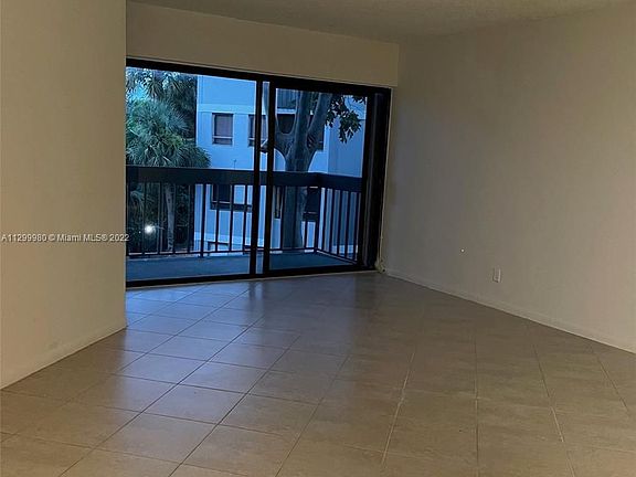 4th image of 1900 N Congress Ave APT 308