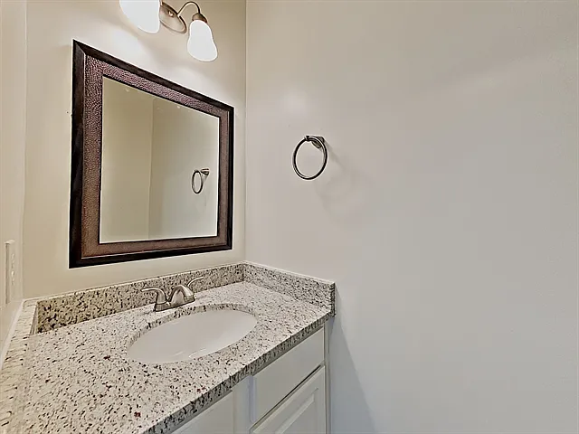 11213 Harmony Ct — Photo 9