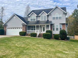 4827 32nd Street Ln NE, Hickory, NC 28601