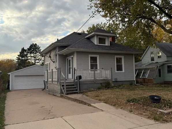 309 S Stewart St, Geneseo, IL 61254