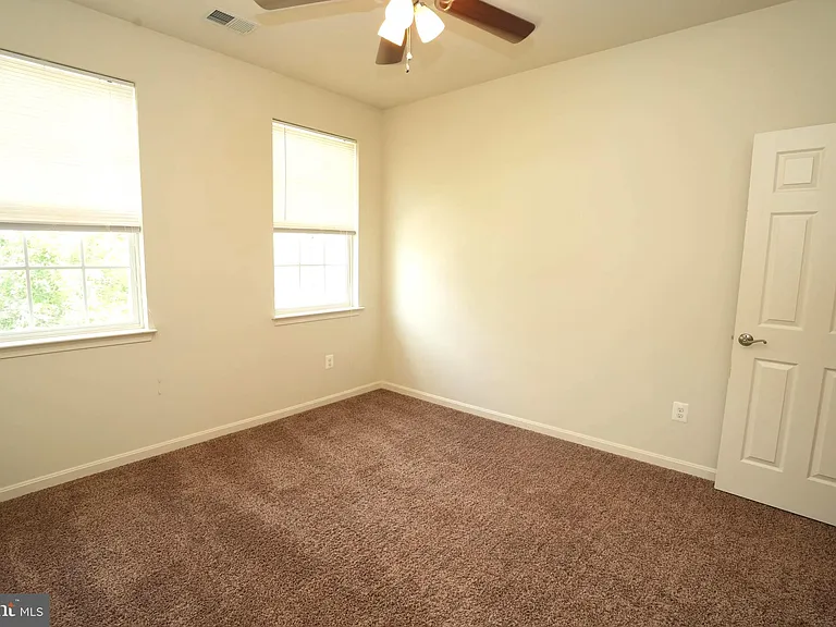 44517 Gray Wolf St — Photo 16